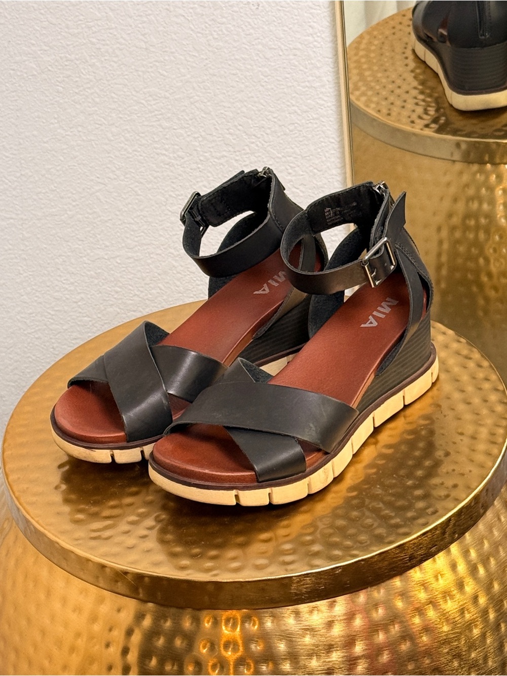Mia Black Leather Crisscross Ankle-Strap Wedge Sandals - US 9